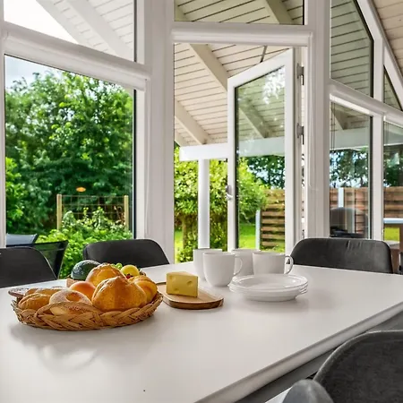 Mika - 800m From The Sea By Interhome *